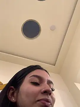 AlyssaRay online show from February 2, 6:51 pm