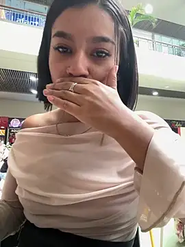 AlyssaRay online show from February 12, 6:18 pm