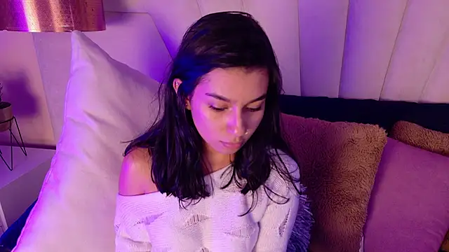 AlyssaRay online show from November 27, 8:09 pm