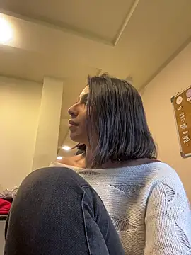 AlyssaRay online show from February 17, 6:49 pm