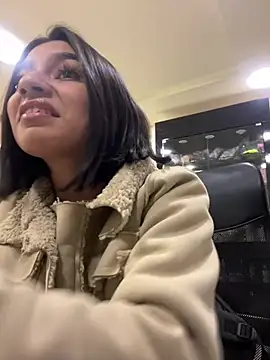 AlyssaRay online show from February 10, 6:51 pm