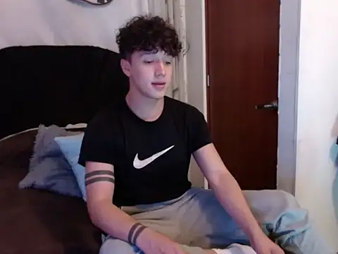 charly 926 online show from December 2, 10:55 pm