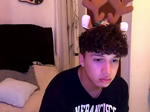 charly 926 online show from December 3, 9:47 pm