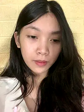 Snapshot of linh-lan1 chatting on October 15, 10:56 am linh-lan1 online show from October 15, 10:56 am