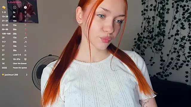 Foxy blush online show from November 23, 8:19 pm