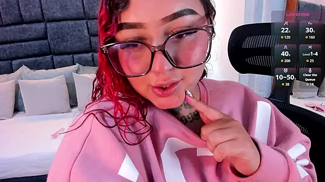 Snapshot of atennea_diiossa chatting on October 27, 12:06 pm atennea diiossa online show from October 27, 12:06 pm