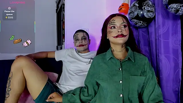 Snapshot of Caroline_Clark420 chatting on October 27, 11:27 pm Caroline Clark420 online show from October 27, 11:27 pm