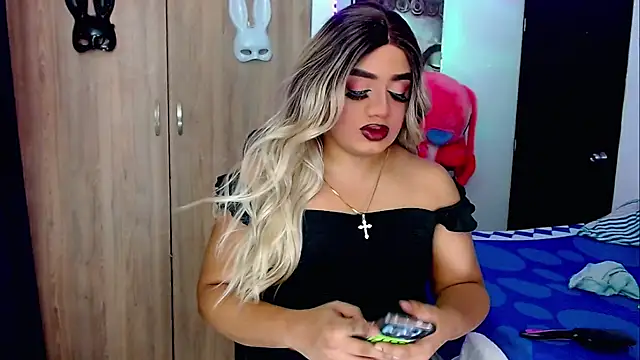 Sofiabigcock22 online show from October 27, 11:11 am