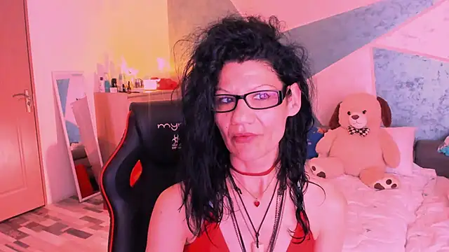 SweetSin40 online show from May 11, 7:33 pm