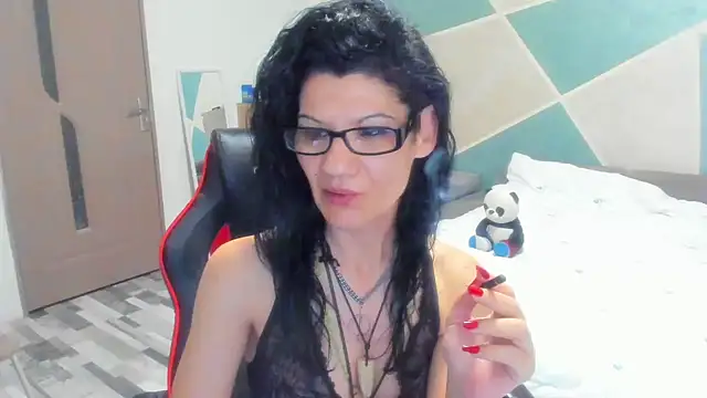 SweetSin40 online show from April 4, 6:14 pm