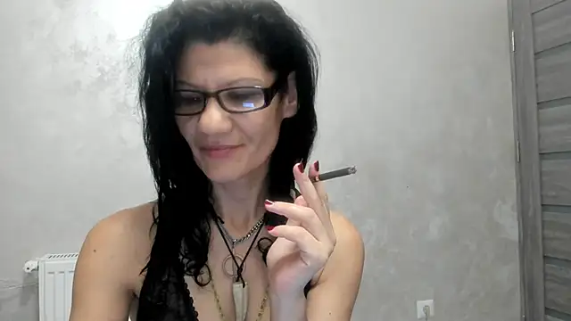 SweetSin40 online show from December 5, 8:17 pm