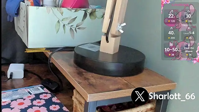 Sharlott smith online show from December 1, 9:15 pm