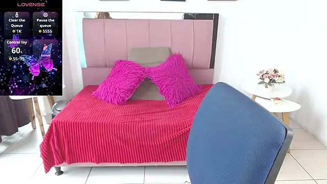 Rouse f w online show from February 14, 1:55 pm