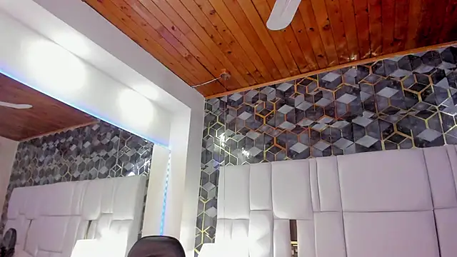 denisse khan online show from October 22, 12:04 pm