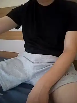 Snapshot of gande_003 chatting on November 16, 6:18 am gande 003 online show from November 16, 6:18 am