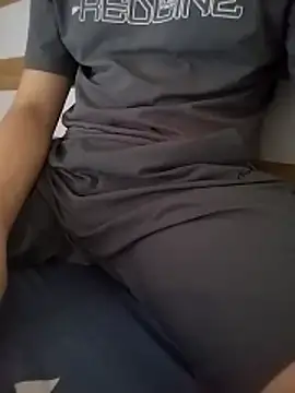 Snapshot of gande_003 chatting on November 12, 9:13 am gande 003 online show from November 12, 9:13 am