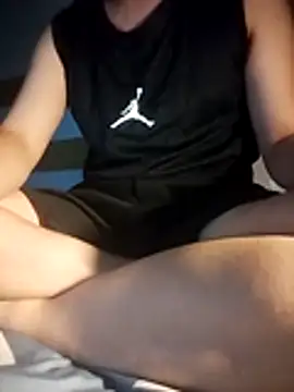 Snapshot of gande_003 chatting on October 29, 3:44 pm gande 003 online show from October 29, 3:44 pm