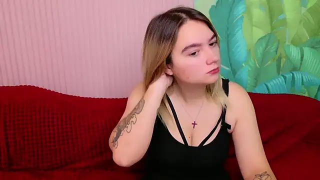 Snapshot of Dana_Beck chatting on November 5, 8:34 pm Dana Beck online show from November 5, 8:34 pm