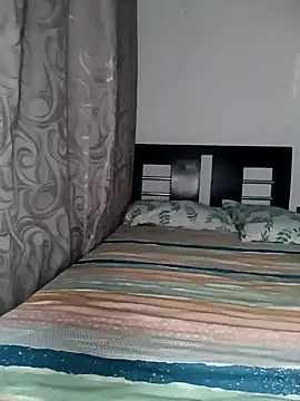 Snapshot of Ruberga20 chatting on October 31, 4:42 am Ruberga20 online show from October 31, 4:42 am