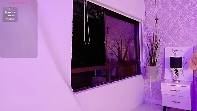 Snapshot of CARO_ADAMS1 chatting on February 19, 10:56 am CARO ADAMS1 online show from February 19, 10:56 am