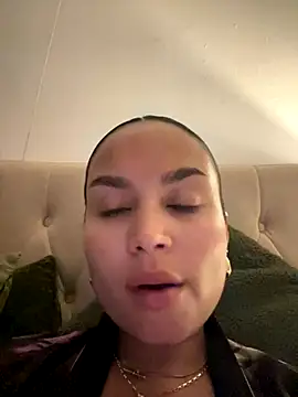 sexygoddessjessy online show from November 3, 9:29 pm