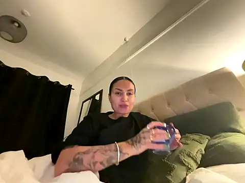 sexygoddessjessy online show from January 8, 7:42 pm