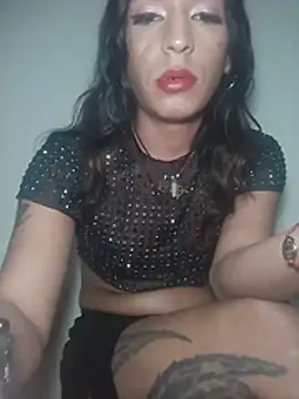 Snapshot of VioletGil_Party_ chatting on February 3, 6:22 am VioletGil Party online show from February 3, 6:22 am