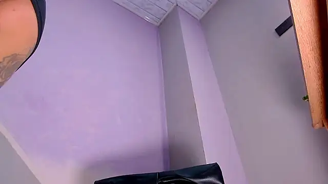 VioletGil Party  online show from January 14, 3:54 am