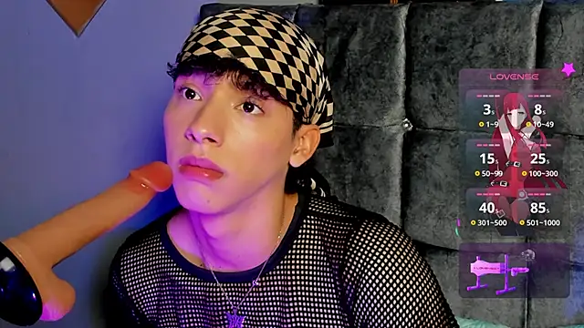 kalet-skinny online show from November 7, 1:26 pm