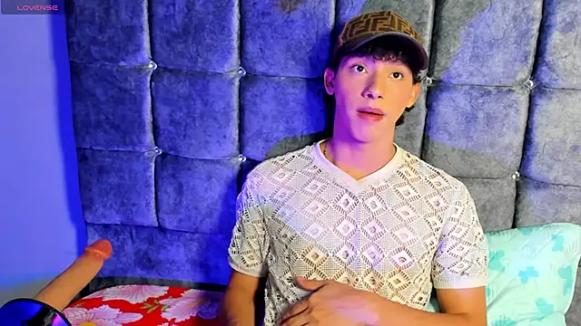 kalet-skinny online show from October 26, 1:55 pm