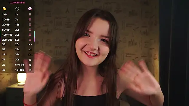  Cute World  online show from November 14, 9:18 pm