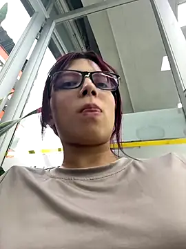 l0lita sweet online show from December 4, 9:47 pm