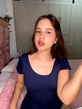 MIACUTEE  online show from November 21, 6:23 am