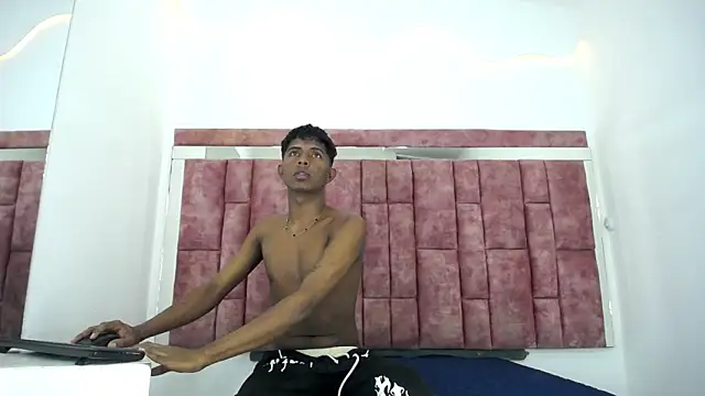 Mick storm online show from March 4, 7:21 pm