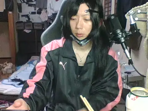 Snapshot of harinyanxxx chatting on October 21, 7:13 pm harinyanxxx online show from October 21, 7:13 pm