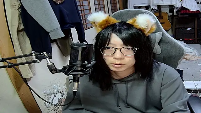 Snapshot of harinyanxxx chatting on February 28, 5:56 pm harinyanxxx online show from February 28, 5:56 pm