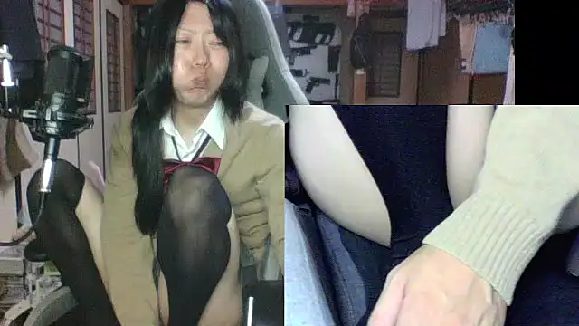 Snapshot of harinyanxxx chatting on November 23, 5:01 pm harinyanxxx online show from November 23, 5:01 pm
