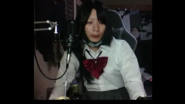 Snapshot of harinyanxxx chatting on November 29, 6:41 pm harinyanxxx online show from November 29, 6:41 pm