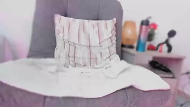 MirandaJohnson  online show from February 26, 2:06 pm