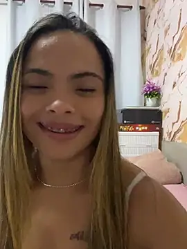 safadinhaquenteW online show from July 9, 1:43 pm