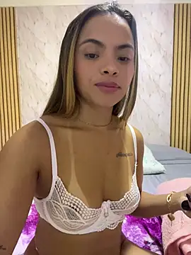 safadinhaquenteW online show from May 7, 1:14 pm
