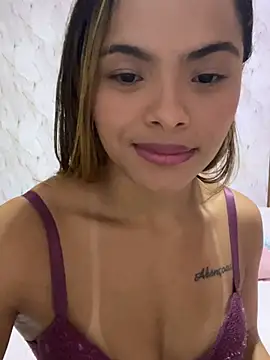 safadinhaquenteW online show from May 21, 3:31 pm
