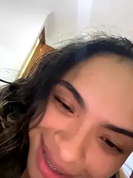 safadinhaquenteW online show from October 28, 9:58 pm