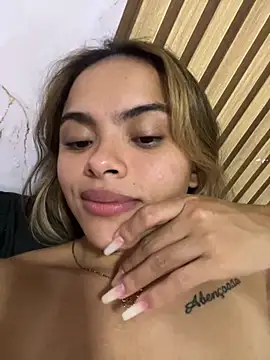 safadinhaquenteW online show from November 17, 4:00 pm