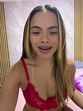safadinhaquenteW online show from March 28, 3:40 am