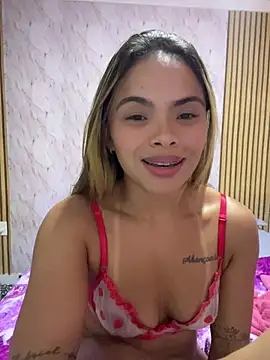 safadinhaquenteW online show from March 26, 2:43 am