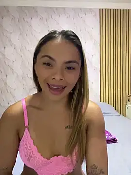 safadinhaquenteW online show from March 11, 4:28 am