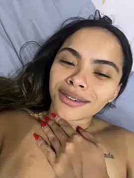 safadinhaquenteW online show from November 8, 7:28 pm