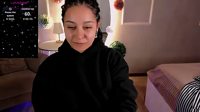 Aisha Goldstein online show from April 10, 5:58 am