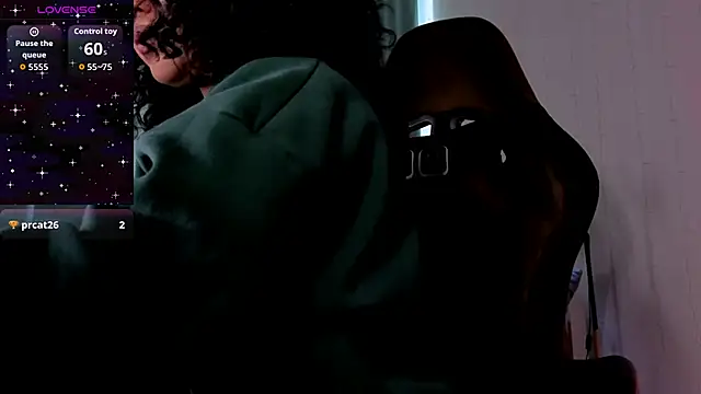 Aisha Goldstein online show from March 28, 6:03 am